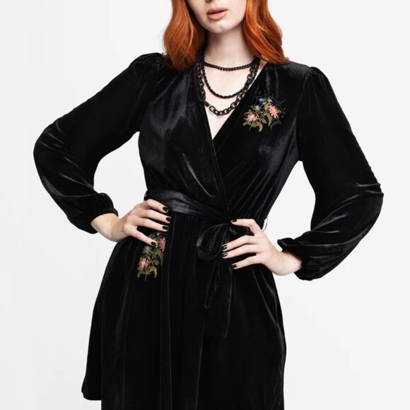 Cleome Floral Spiderweb Embroidered Velour Faux Wrap Mini Dress Disturbia - Picture 1 of 6